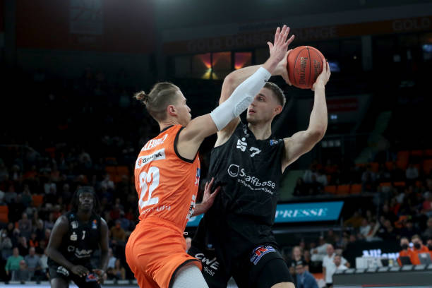 了深深的质 了深深的质