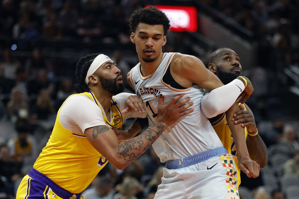 稳居国际赛 稳居国际赛